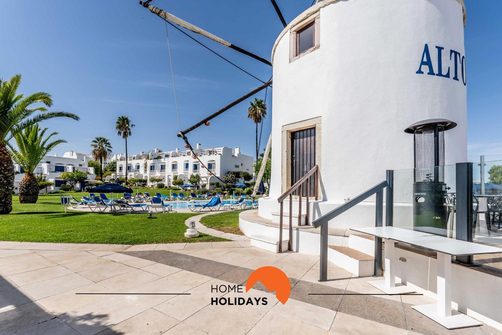 #220 Windmill Hill By Holidays